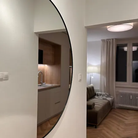 Stylish Studio At 500 Bytov Appartement Bratislava