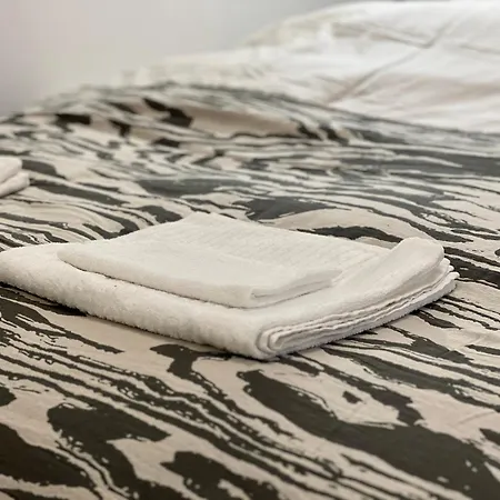 Apartment Stylish Studio At 500 Bytov Bratislava